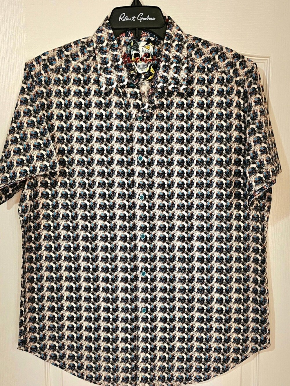 Robert Graham Black & White Patterned Short-Sleeve Button-Up Shirt